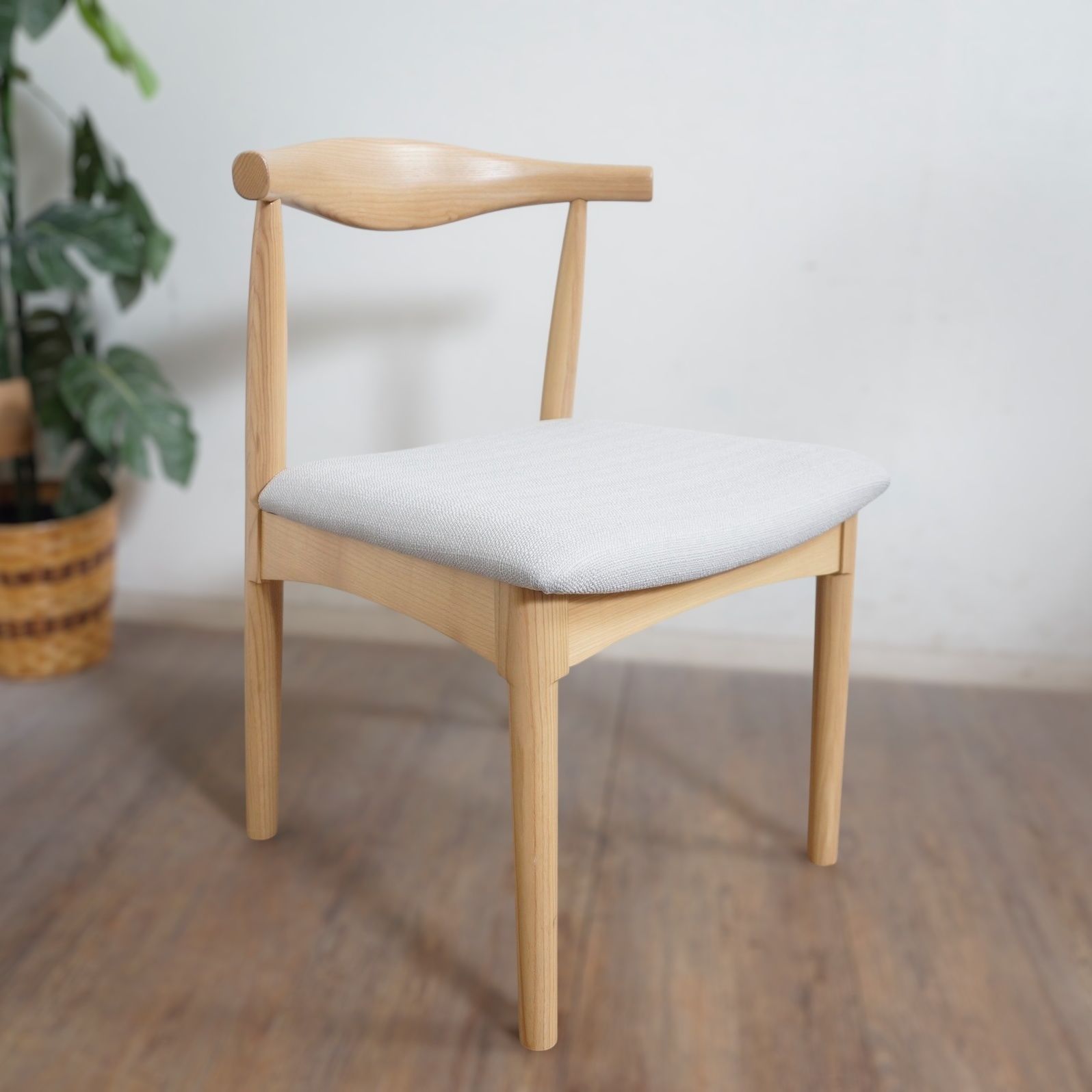 北欧ヴィンテージ風 木製チェア