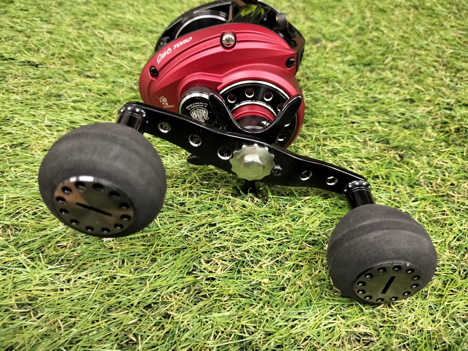Y アブガルシア レボ トロ ロケット 60 Abu Garcia REVO TORO ROCKET