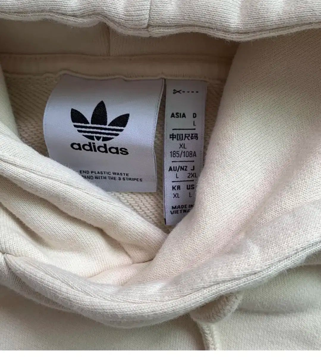 adidas アディダス