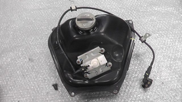 トゥデイ FI AF67-1515xxx の ガソリンタンク ポンプ 1760682879