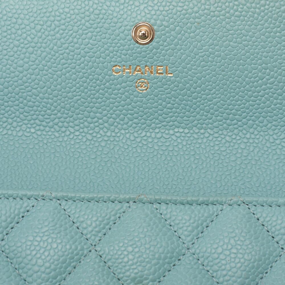 CHANEL シャネル