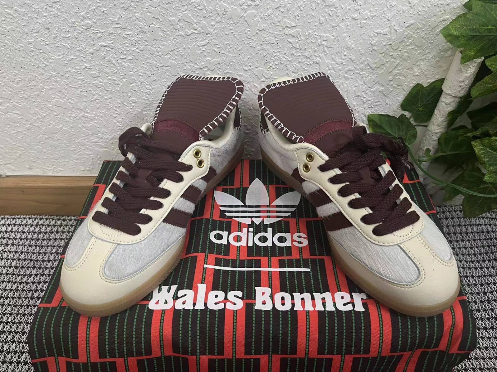 Wales Bonner ×Adidas Samba Pony スニーカー