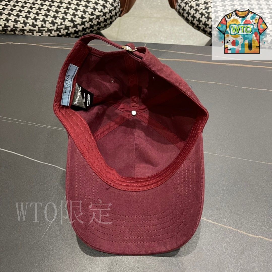 パリ直送!【PRADA】☆ベルベット ベースボールキャップ☆ パリ直送!【PRADA】☆ベルベット ベースボールキャップ☆