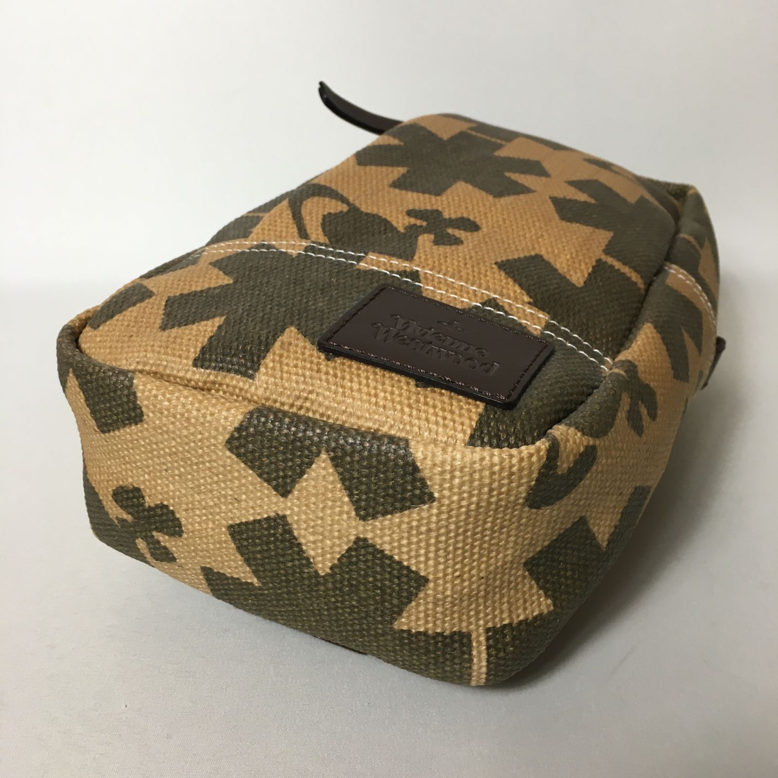 2507-162｜極美品｜ヴィヴィアンウエストウッド ボディバッグ オーブ 