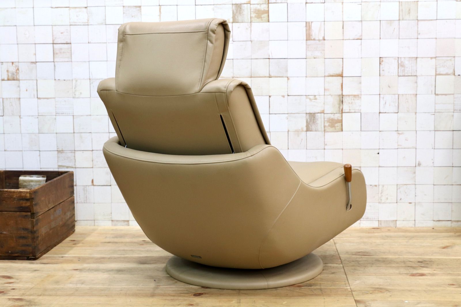 リクライニングチェア