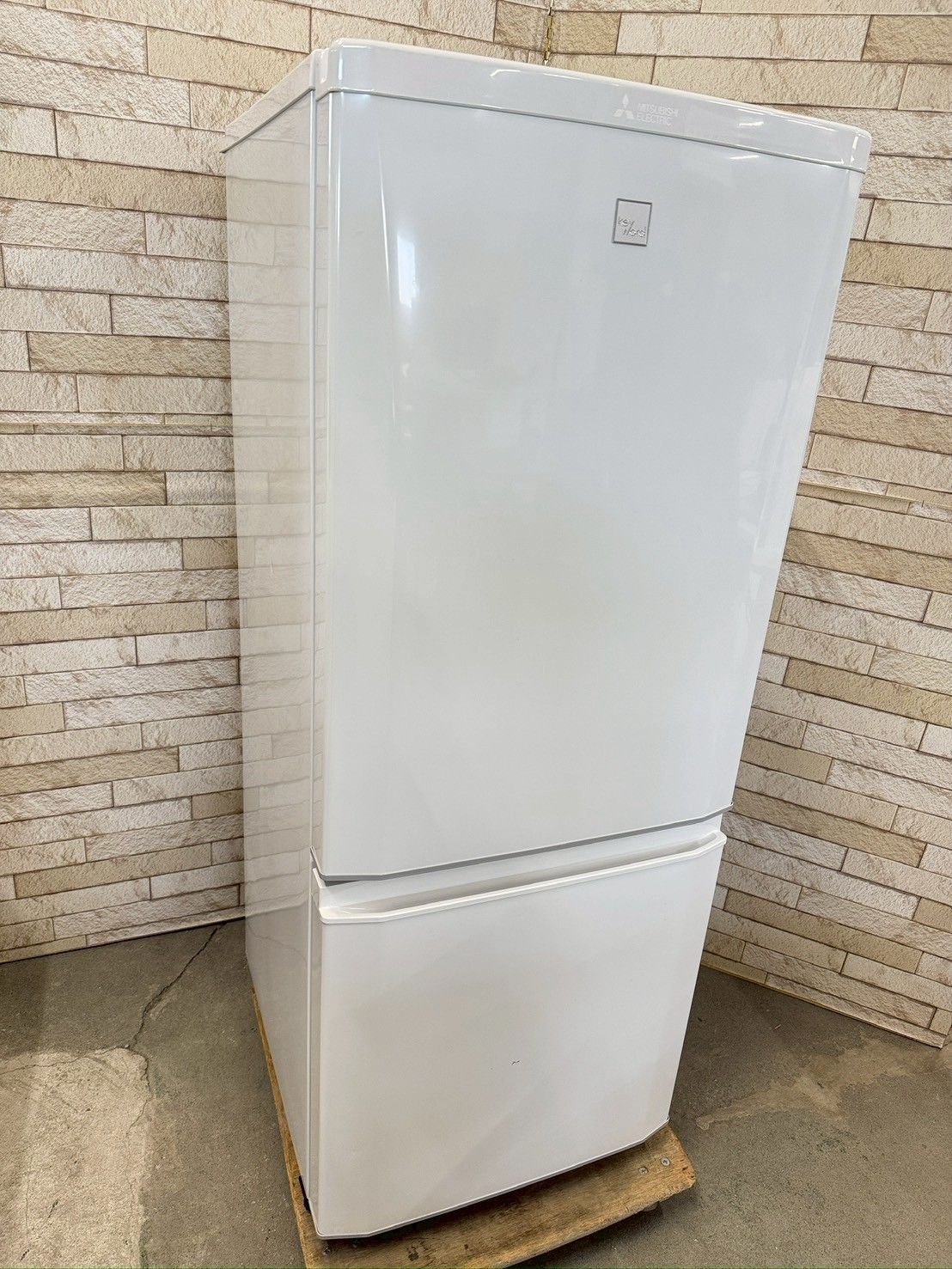 大阪 3か月保障付き 冷蔵庫 三菱 2ドア 2019年 MR-P15EE-KW IR-152