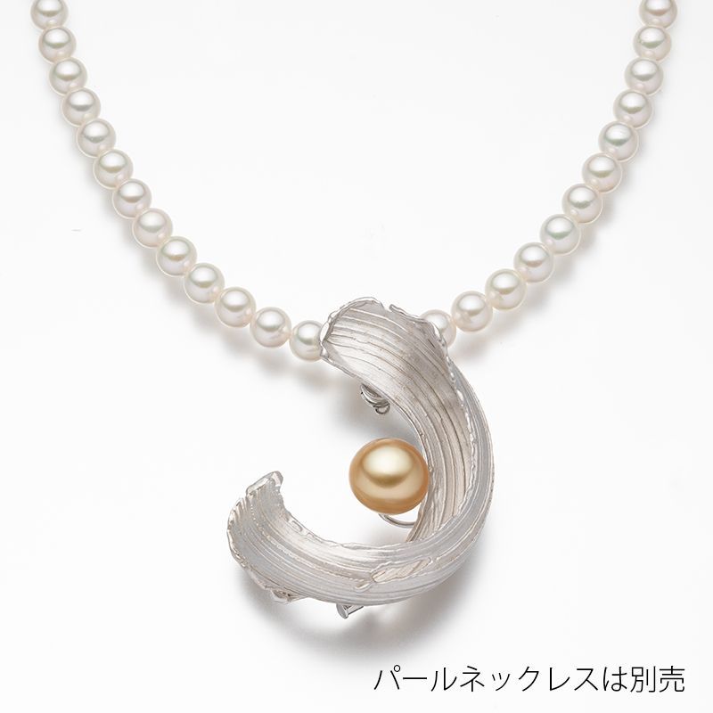 白蝶パールブローチ（金色） 13.7mm 真珠 パール 冠婚葬祭 ギフト 