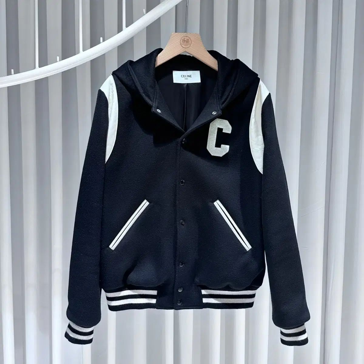 【完売必至】セリーヌ■バーシティカレッジジャケット カレッジ CELINE(セリーヌ) ジャケット(レディース) - 海外通販