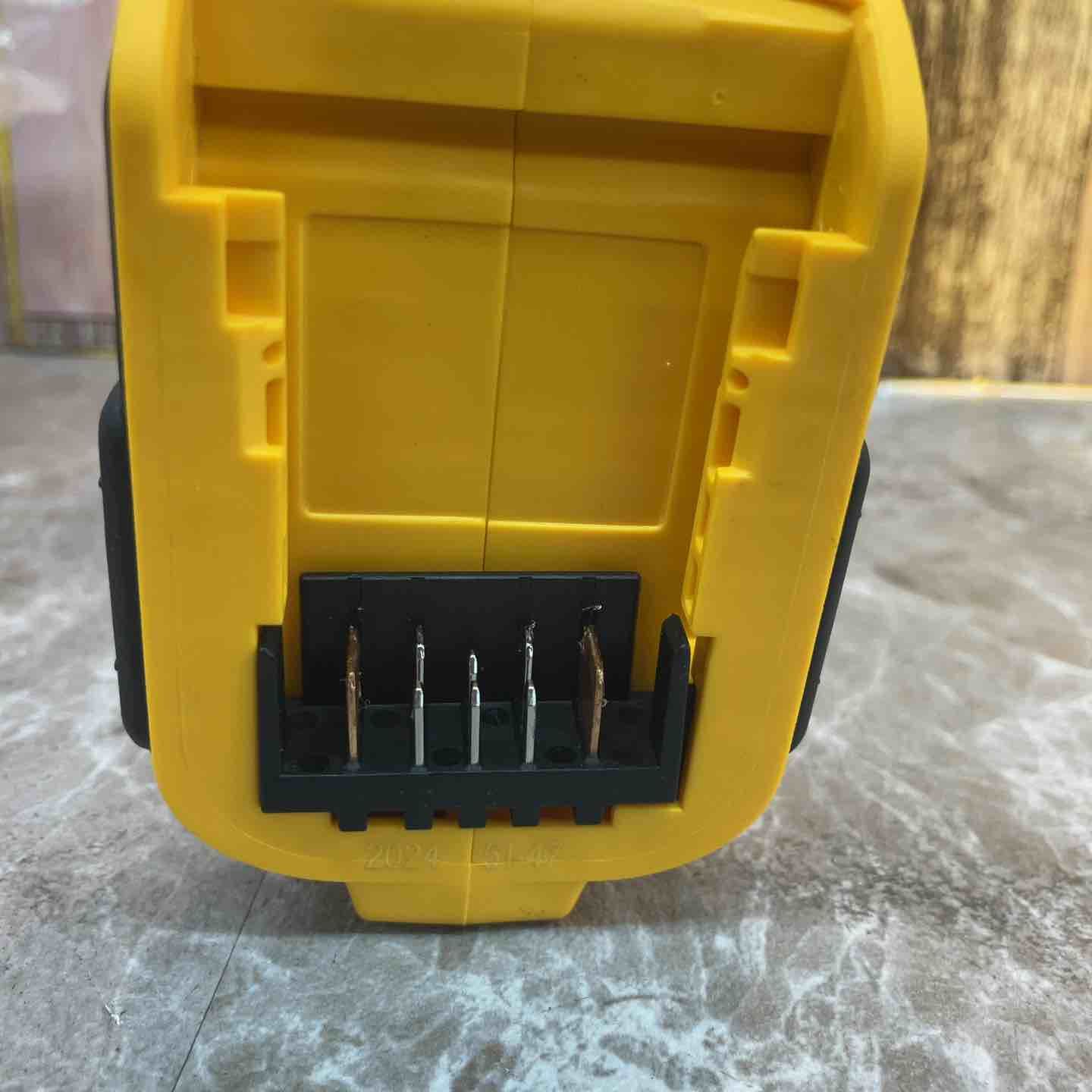 デウォルト DEWALT