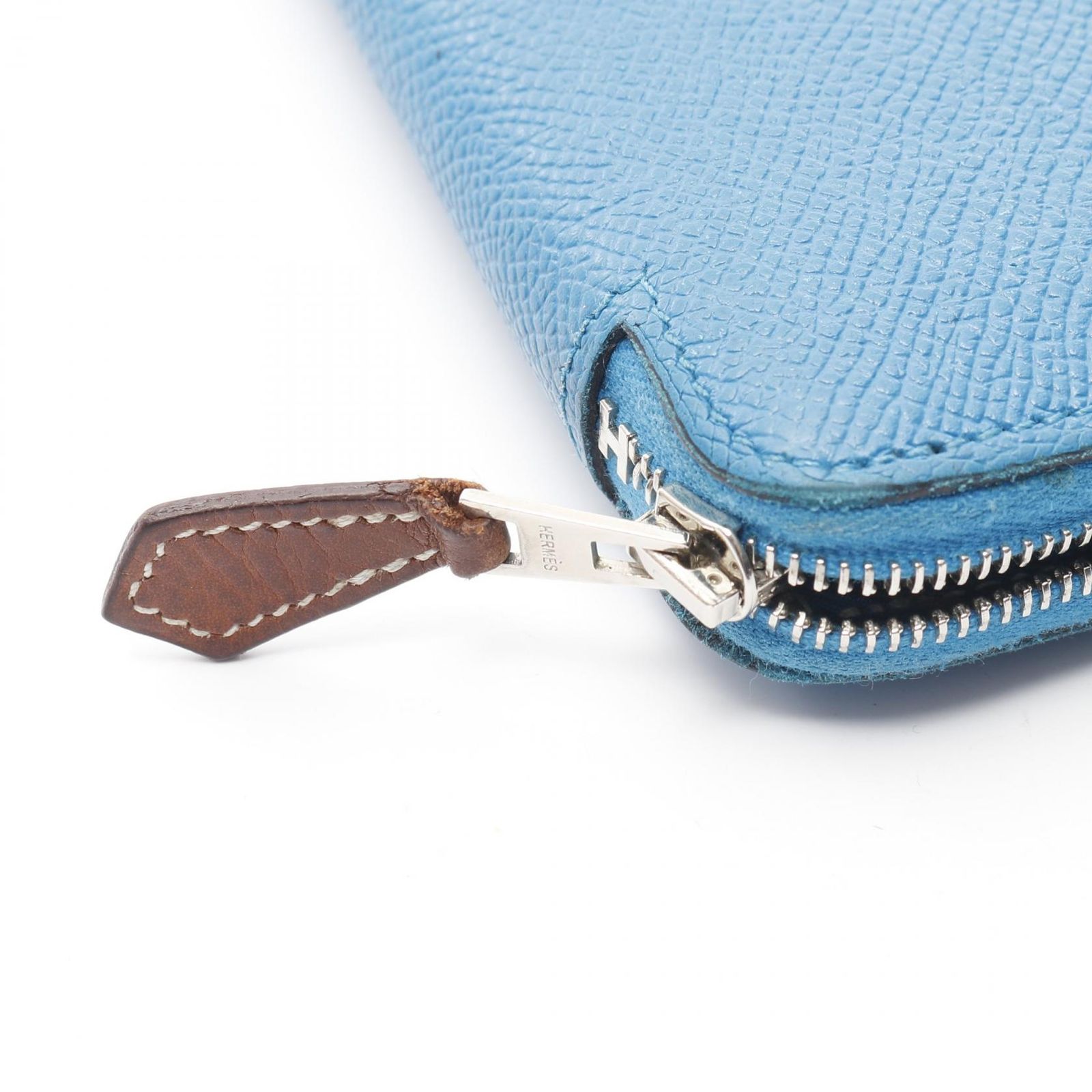 HERMES　アザップロング 長財布 ラウンドファスナー　ライトブルー　レザー HERMES アザップロング 長財布 ラウンドファスナー ライトブルー