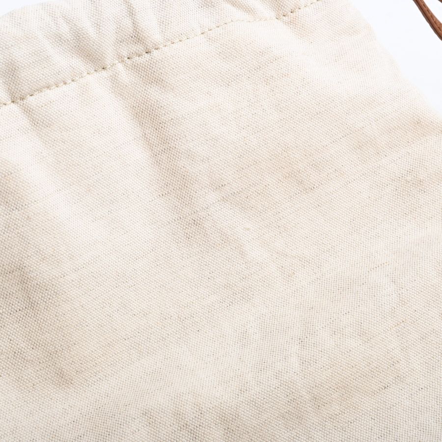 ミュウミュウ ポーチ