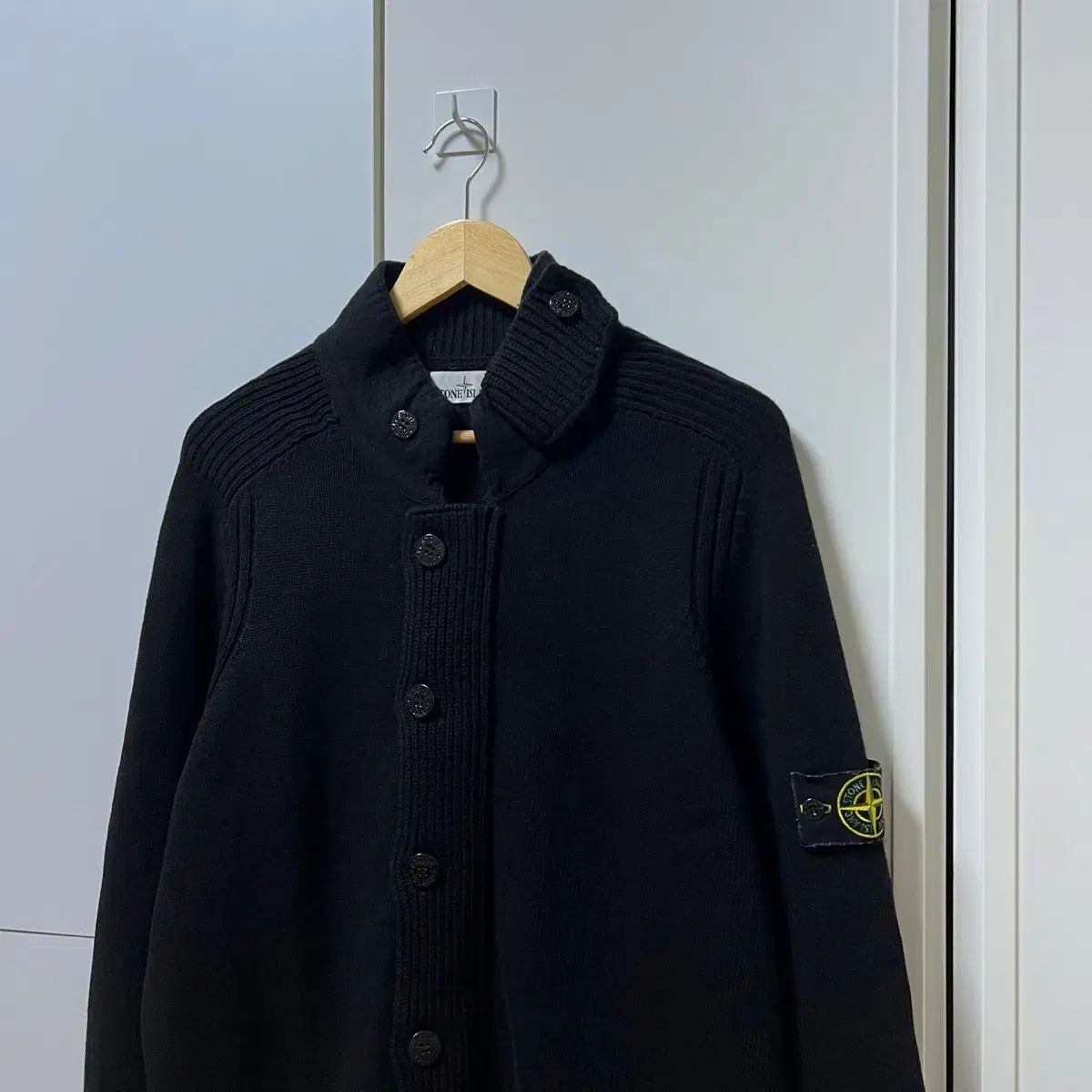 雷市場（ポンジャン）商品韓国直送】 XL STONE ISLAND(ストーンアイランド) ラムズウール ニット セーター カーディガン - メルカリ