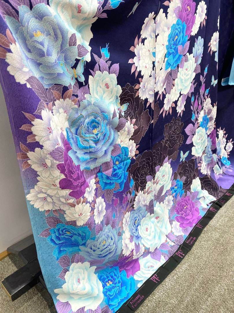 振袖 仮絵羽 舞台衣装 正絹 刺繍 紋意匠 薔薇 未仕立て品 八掛付き 