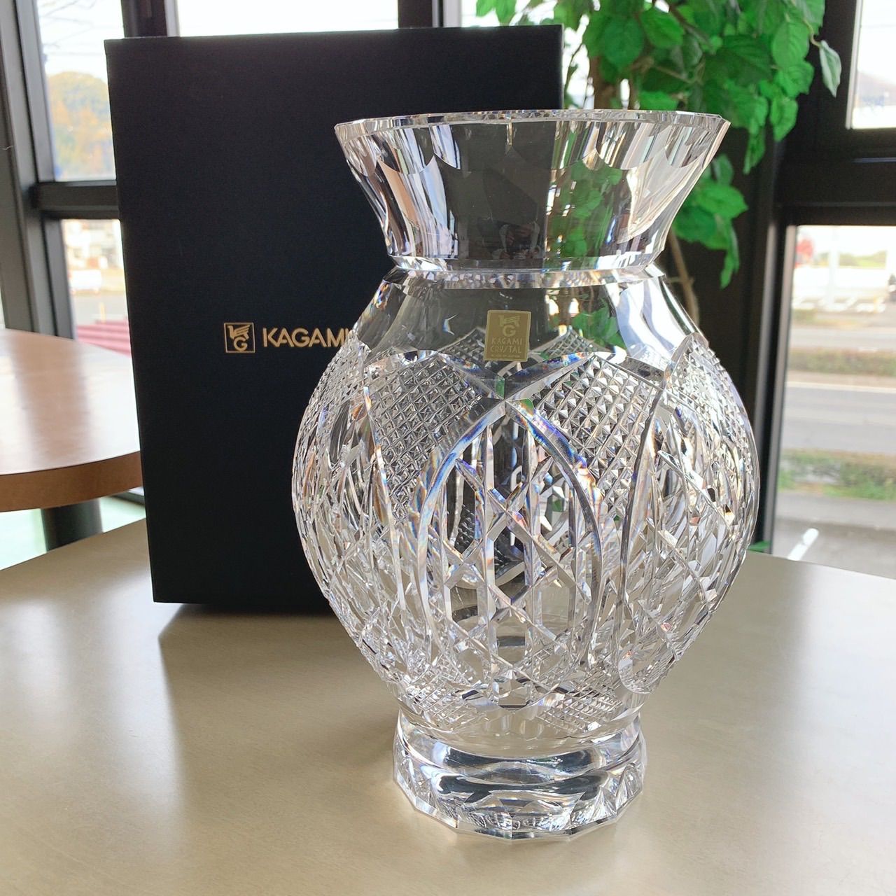 昭和レトロ レトロポップ カメイガラス ガラス製 花瓶 花器 花立 花入れ 置物