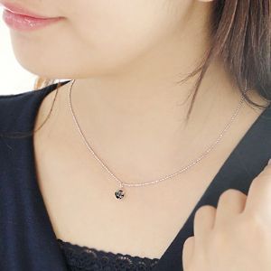 PT900 ブラックダイヤモンドペンダント1カラット 揺れるタイプAAA 