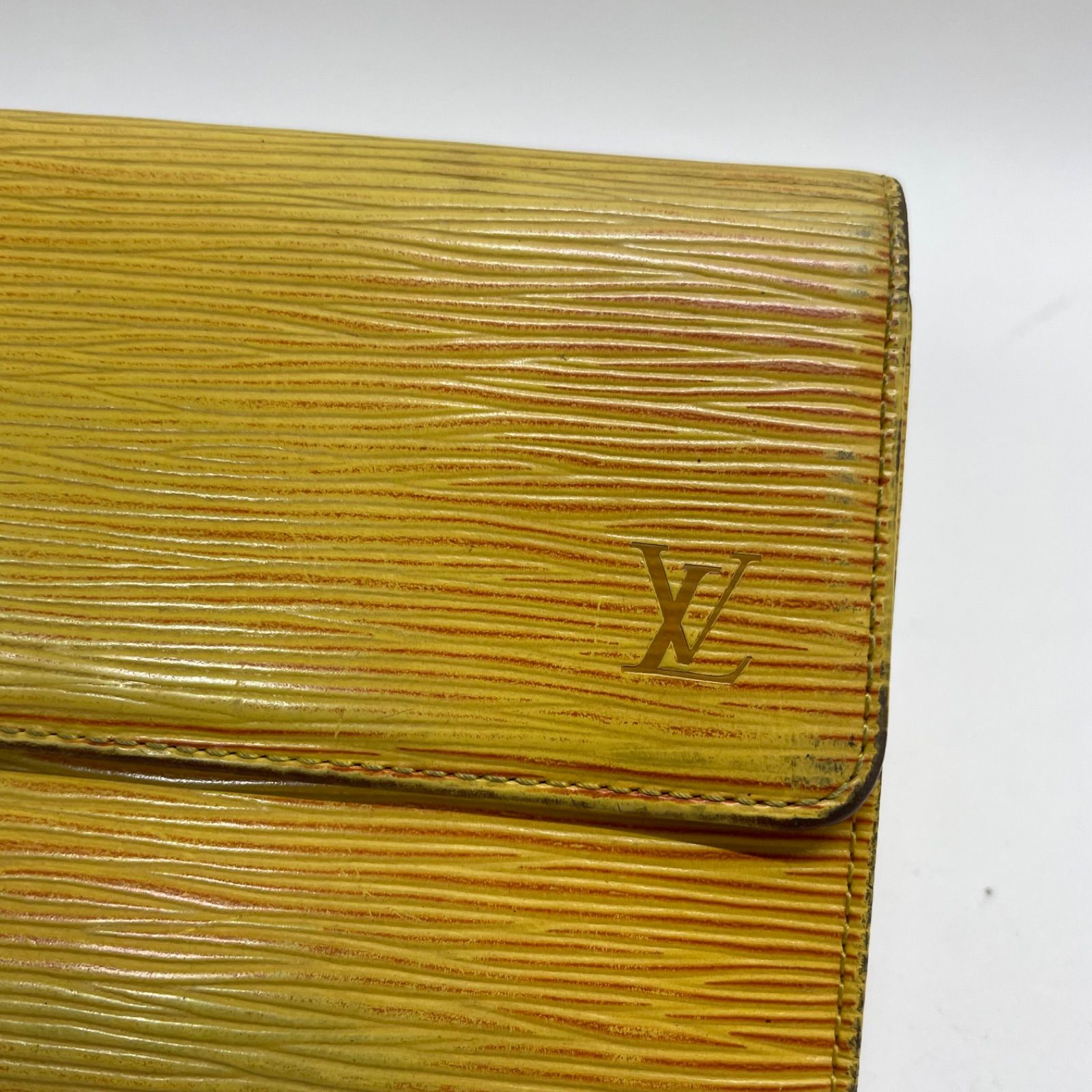 LOUIS VUITTON ルイヴィトン 折財布 エピ イエロー 黄色 レザー 2277 LOUIS VUITTON ルイヴィトン エピ イエロー 長財布 三