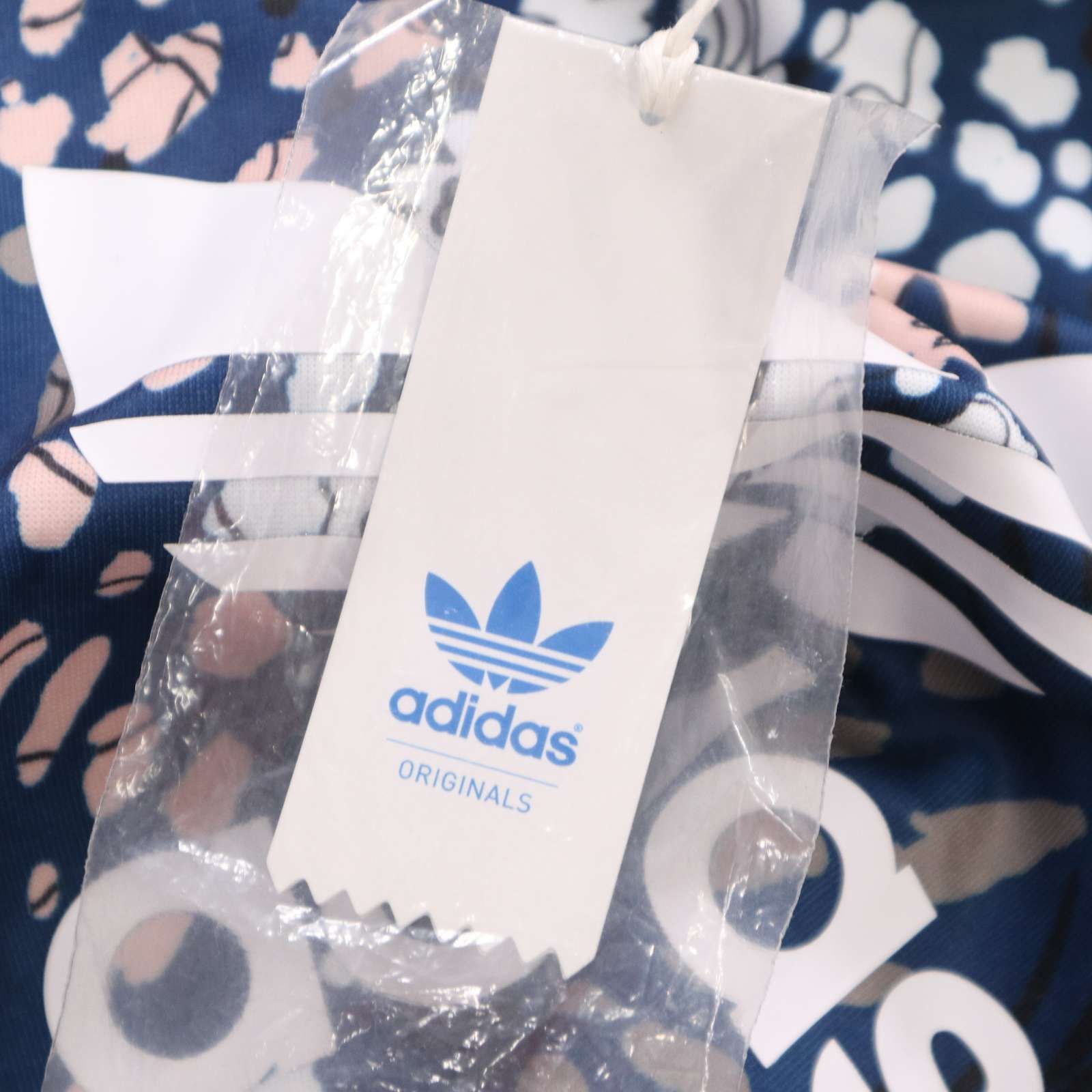 【レア】adidas Originals トレフォイル ジャージ ワンピース セール】トレフォイル ワンピース / アディダスオリジナルス