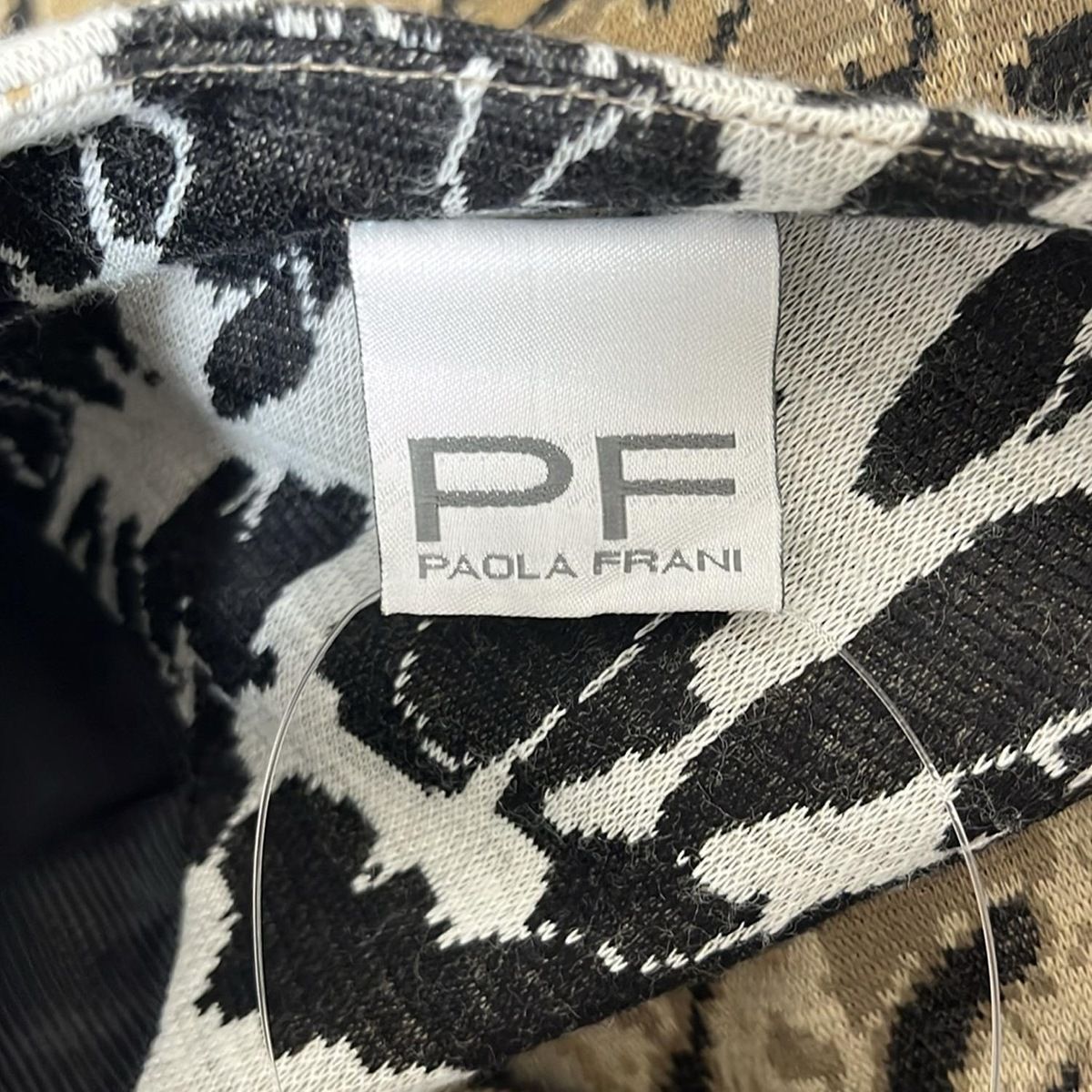 美品)PAOLA FRANI パオラフラーニ、半袖ワンピース ベージュ 40 M