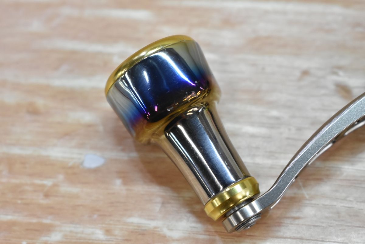 カスタムハンドル ベイトリール