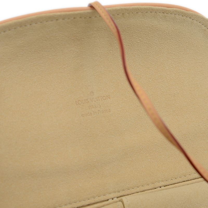 ビジュー プライアブル