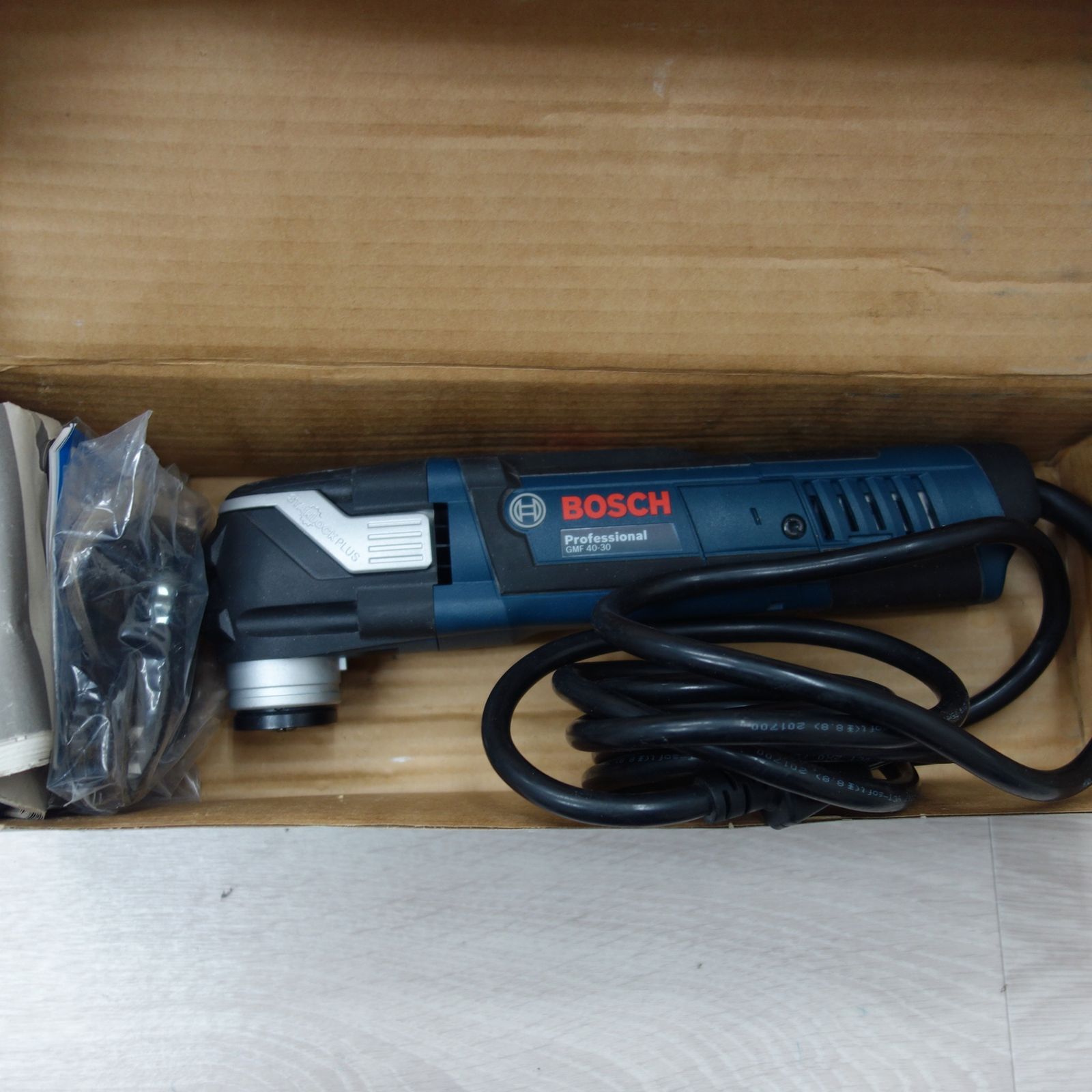 送料無料] 取扱説明書付き☆BOSCH ボッシュ マルチツール GMF 40-30 