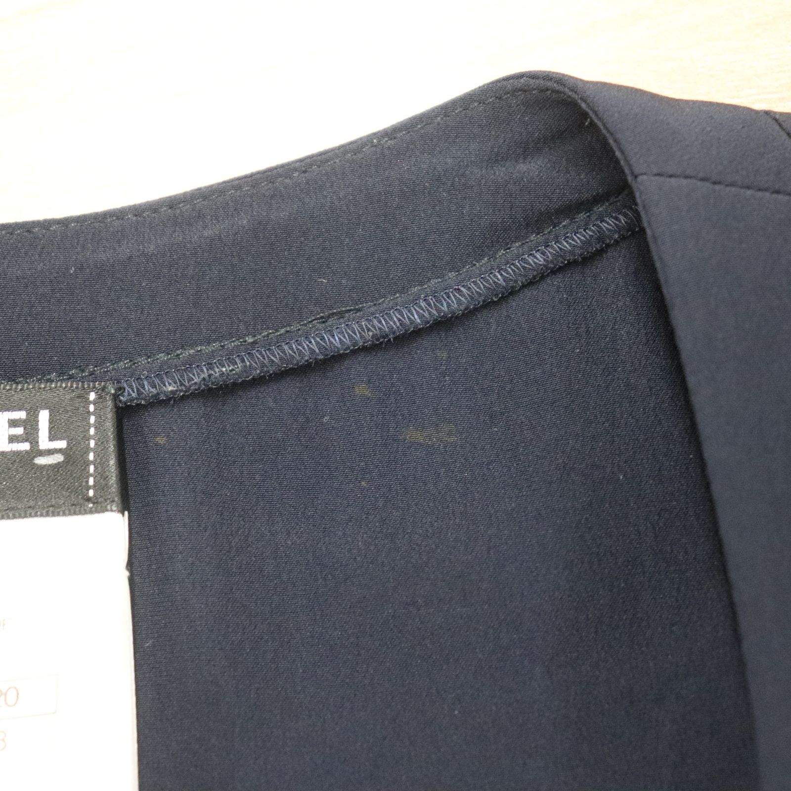ITWBAWOATVWO CHANEL シャネル カメリア ノースリーブ トップス