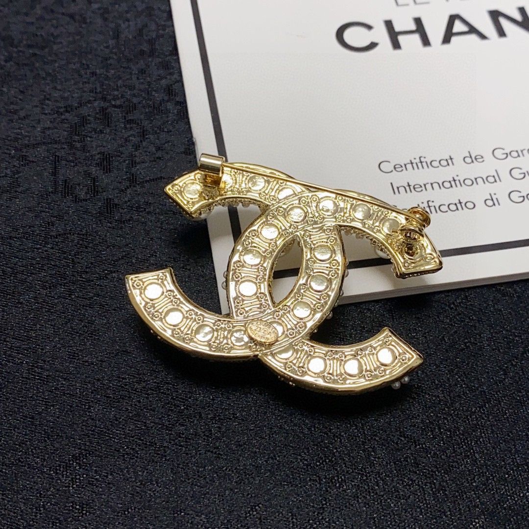 新作CHANEL☆シャネル チェーンブローチ 超入手困難 直営店1点