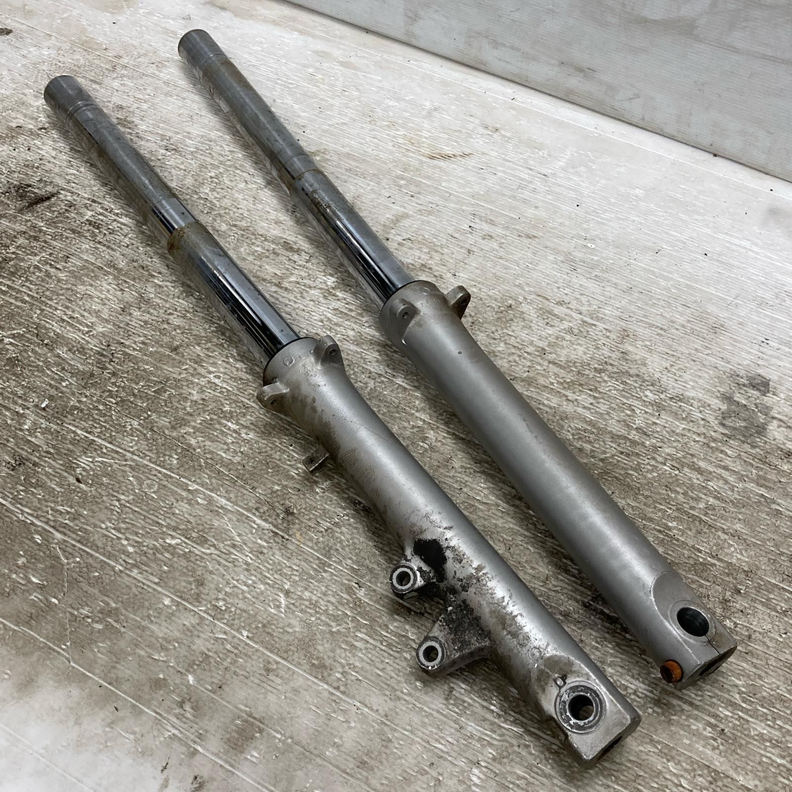 OHLINSオーリンズ 904 RGV-250ガンマ グース350 バンディット 90 VJ22A