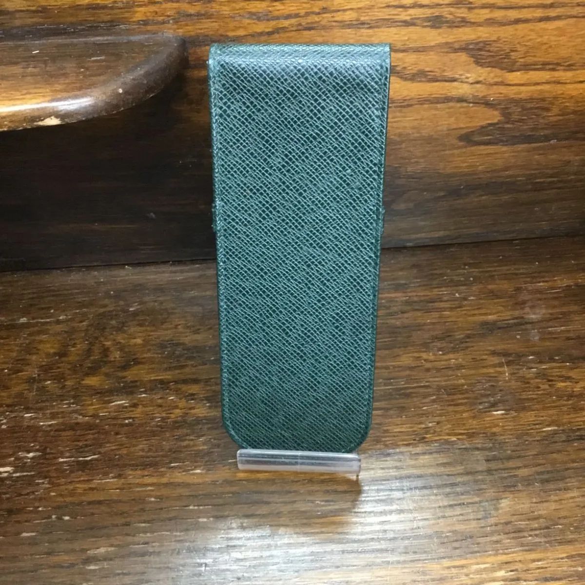 LOUIS VITTON ルイ・ヴィトン タイガ エテュイ スティロ ペン