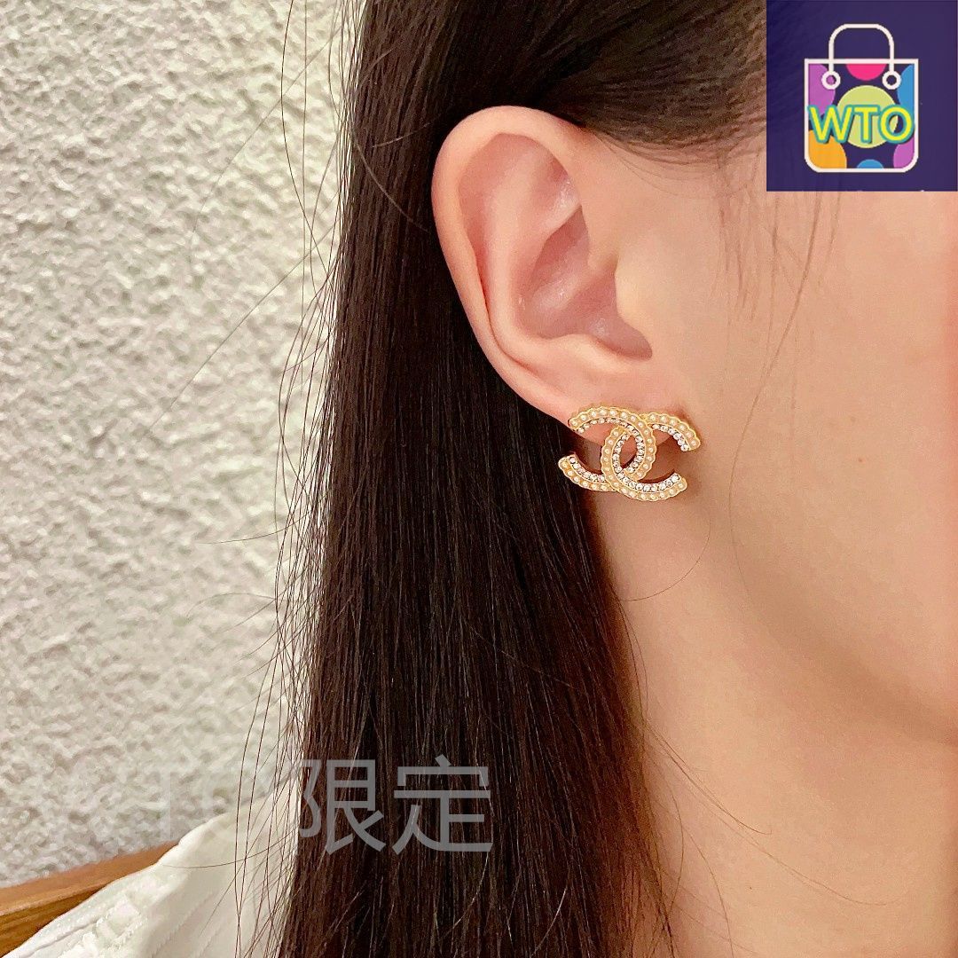 今日特価】CHANEL シャネル 中古 ダブル C イヤリング オリジナルロゴ 