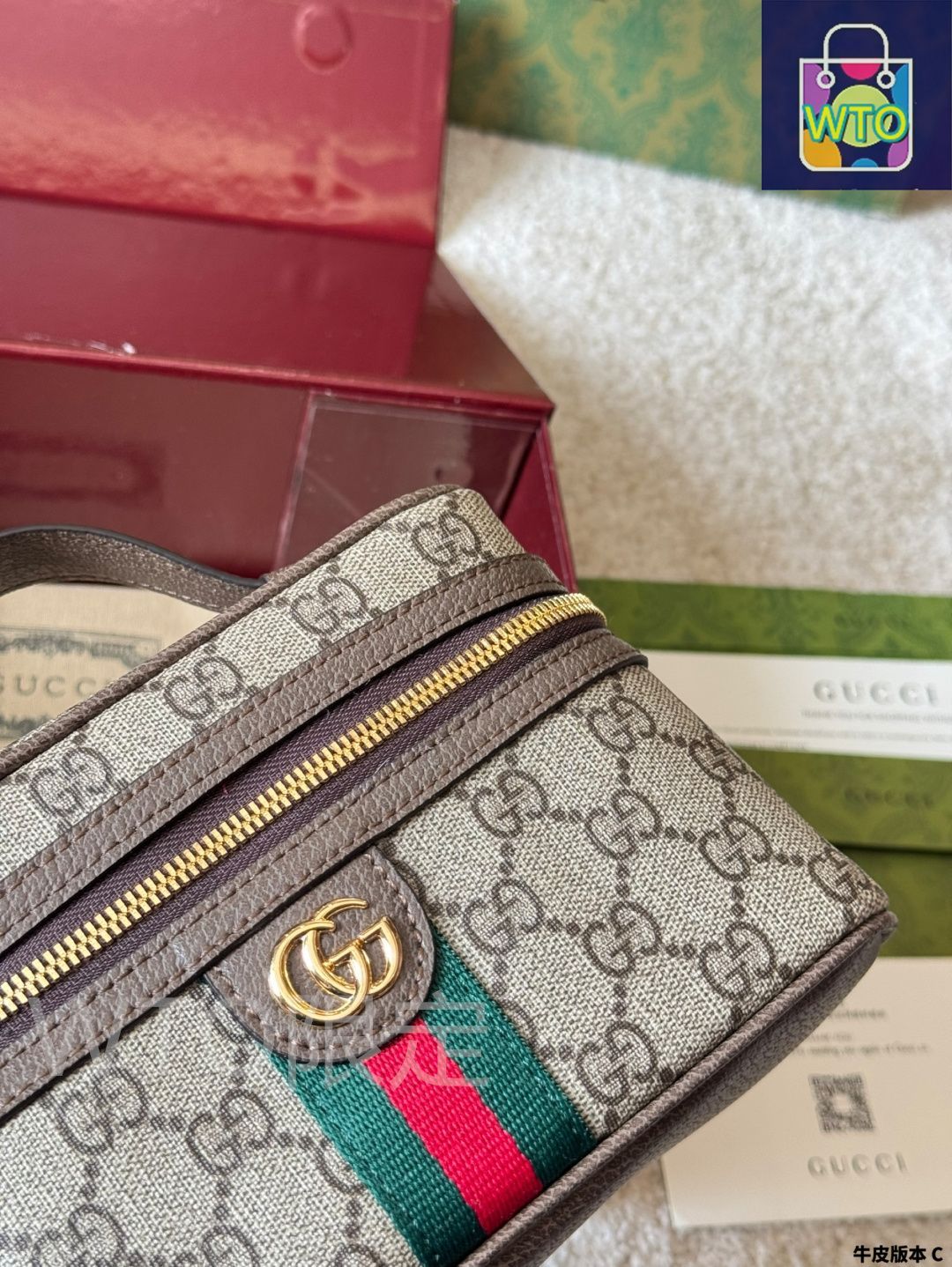 【♡ポッピー♡さま専用】 GUCCI メイクポーチ ♡ポッピー♡さま専用】 GUCCI メイクポーチ