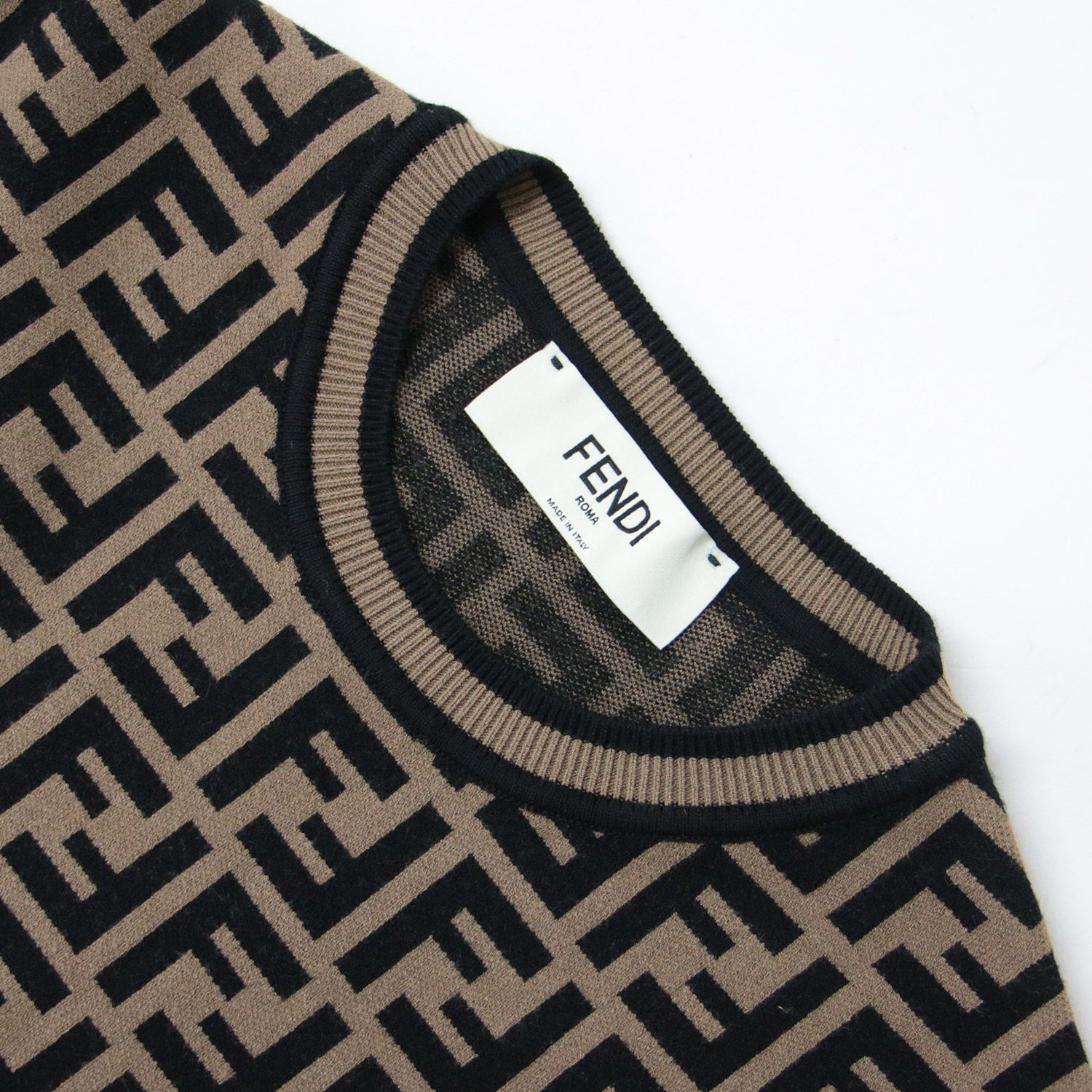 FENDI フェンディ ビスコース サマーニット トップス 半袖 ズッカ柄 FF 