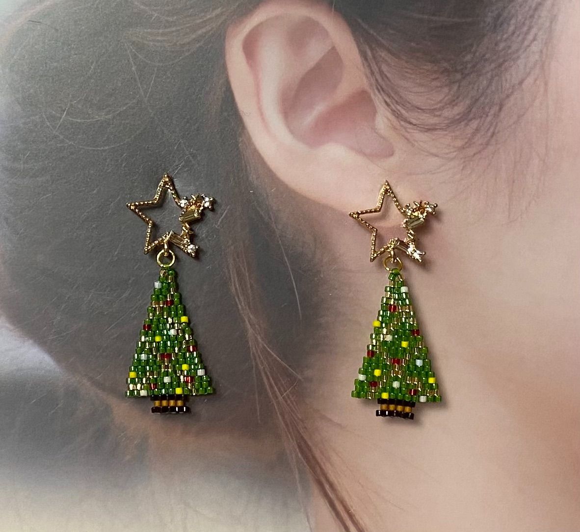クリスマスツリーのピアス① - メルカリ