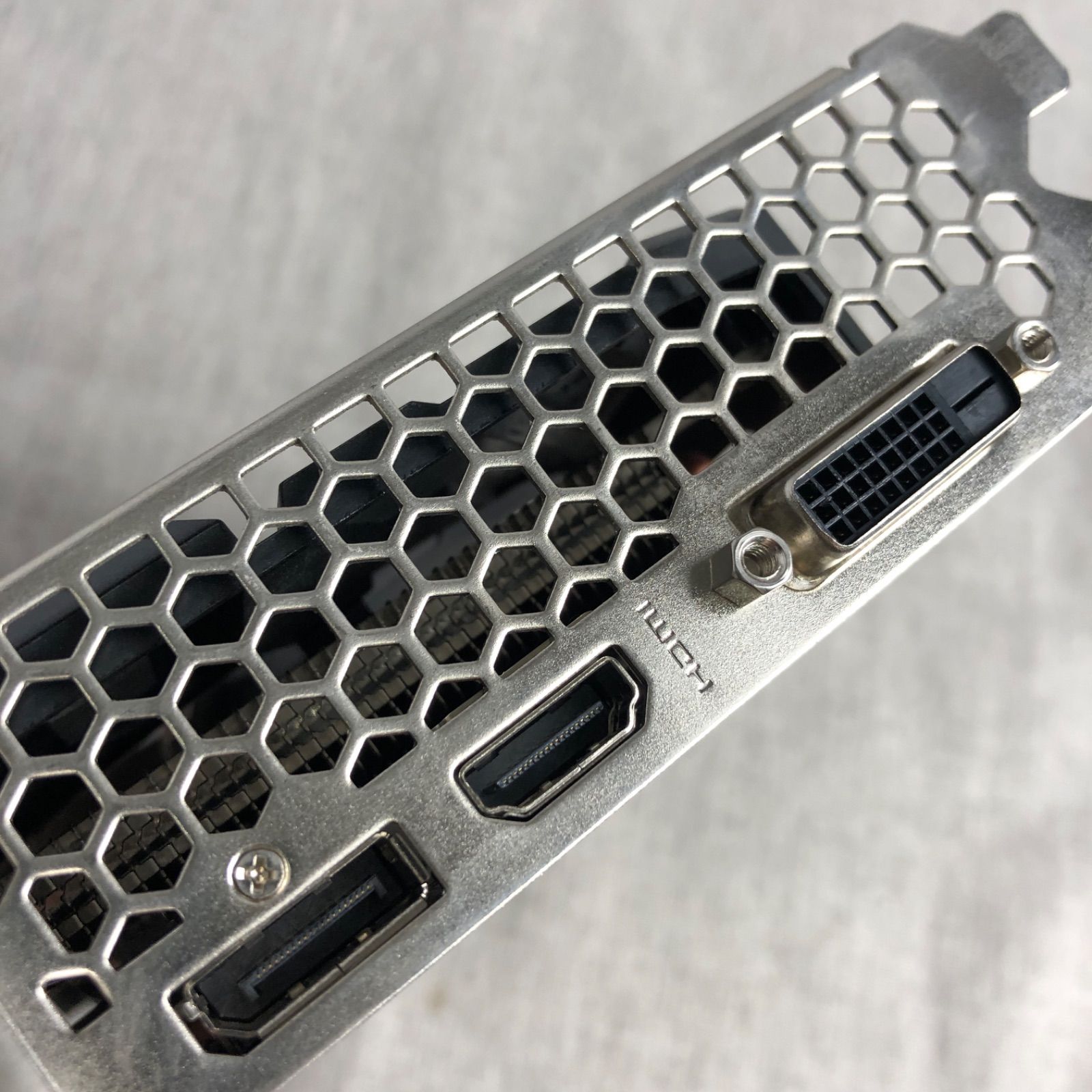 グラフィックボード Palit GeForce GTX 1660 SUPER StormX【画面出力 