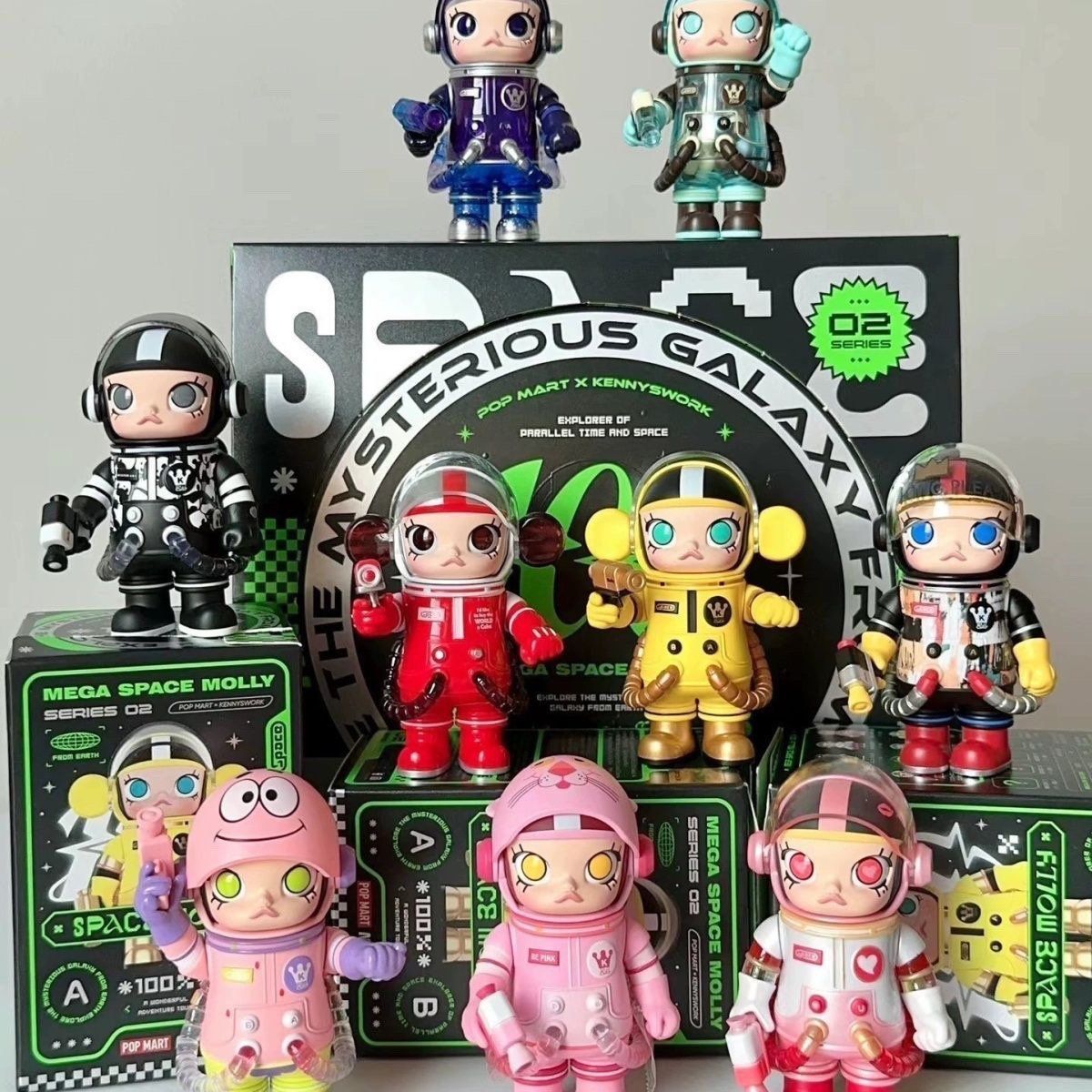 MEGA コレクション 100％ SPACE MOLLY シリーズ 新品未開封 MEGA コレクション 100％ SPACE MOLLY シリーズ 未開封 MEGA
