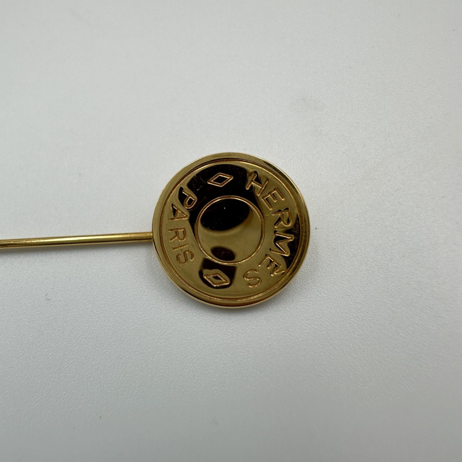 エルメス セリエピン ブローチ ゴールド金具 チャーム サークル - メルカリ