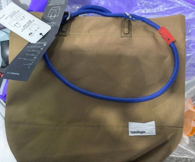 ループトートループストラップ付き
