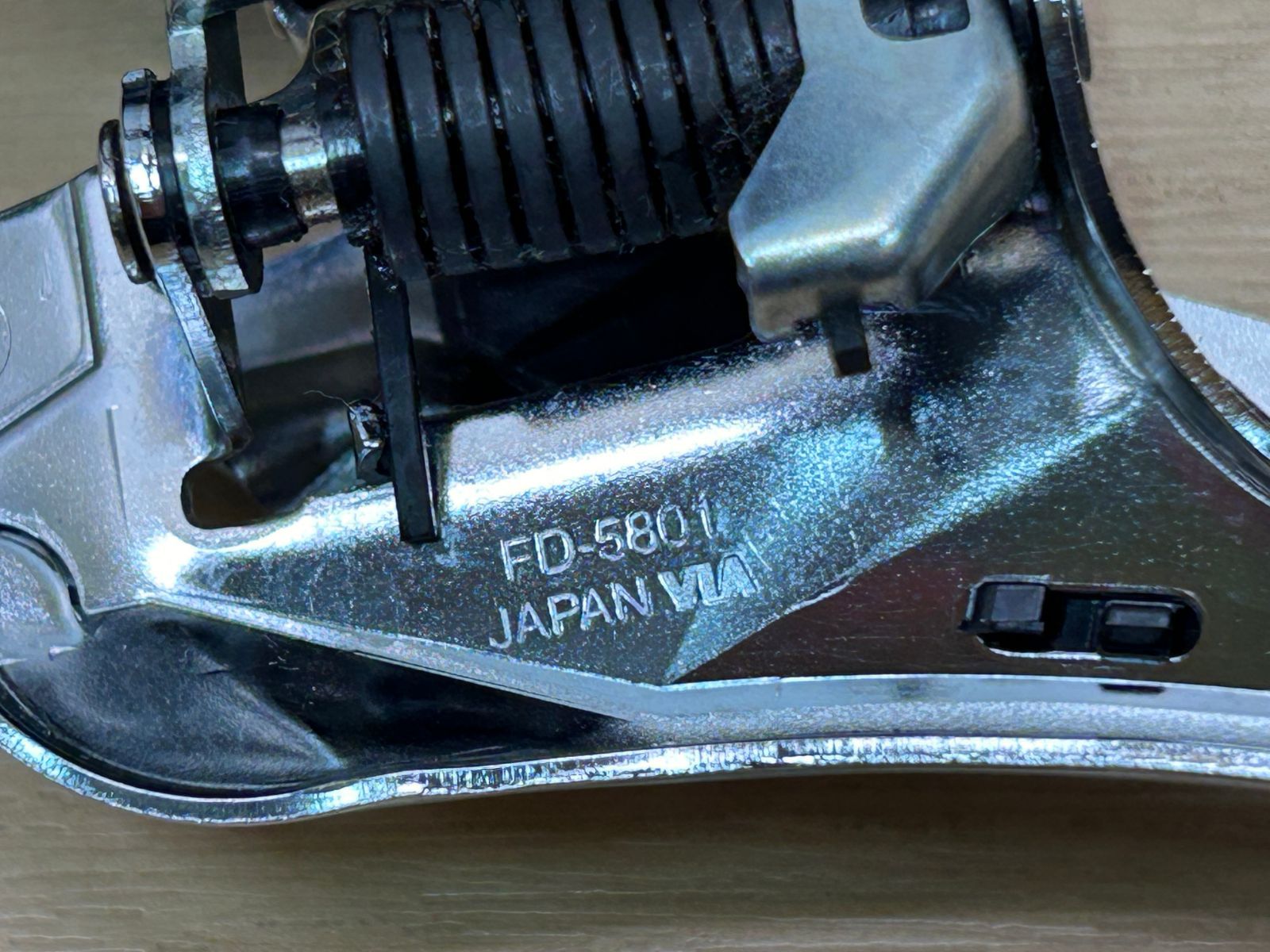 イチ推し!! 極上品!! SHIMANO 105 2×11s FD-5801 SM-AD91-M付属 シマノ