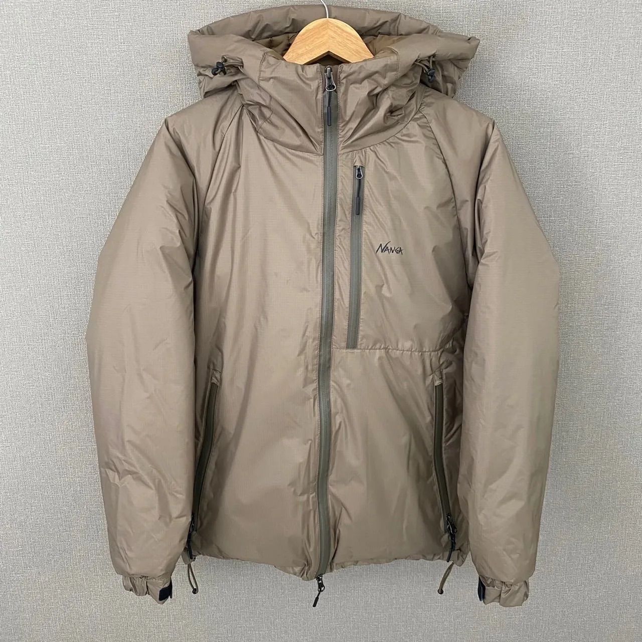 NANGA ダウンジャケット ベージュ Mサイズ 【公式通販】