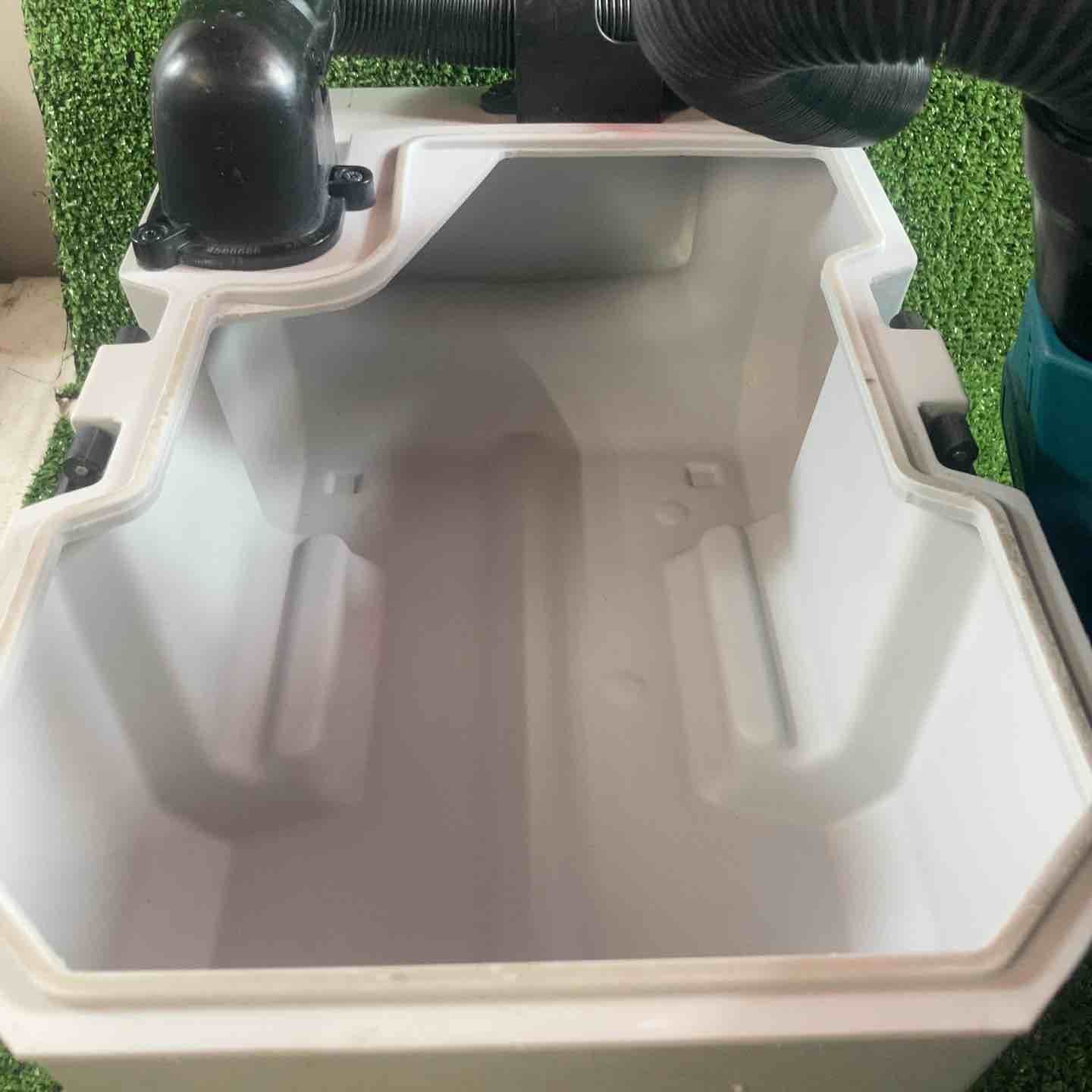 makita コードレス集じん機