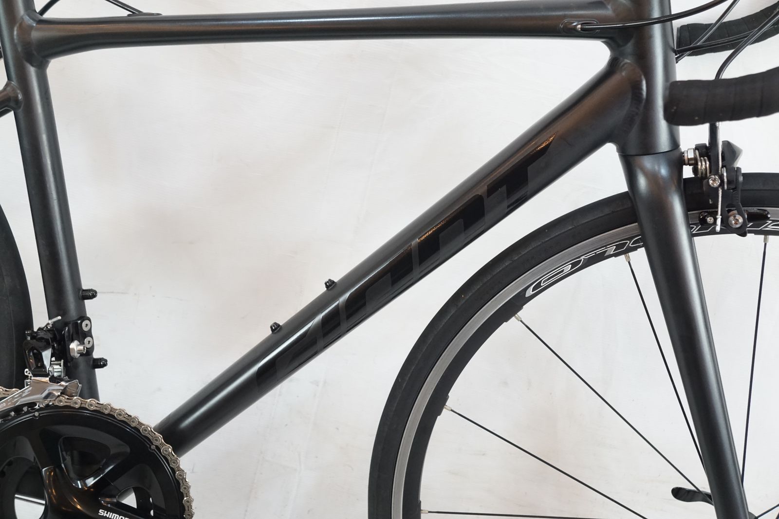 GIANT 「ジャイアント」 CONTEND 0 2023年モデル ロードバイク