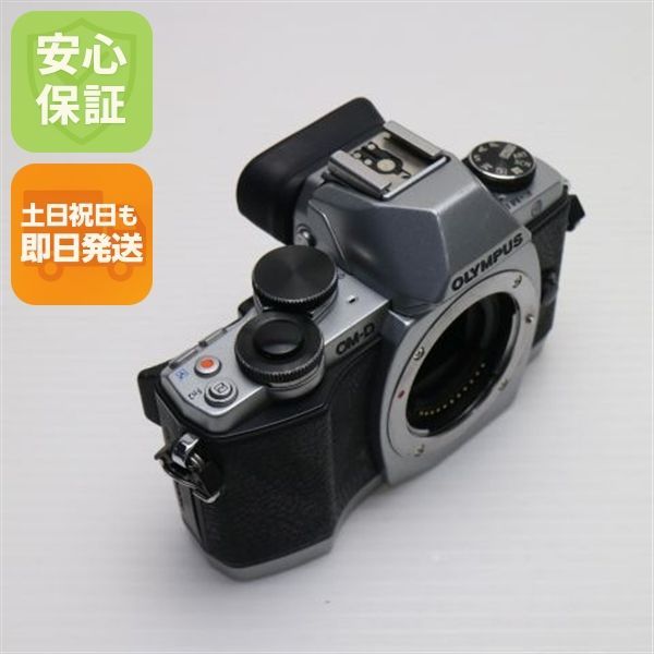 超美品 E-M10 ボディ シルバー 即日発送 ミラーレス一眼 OLYMPUS 本体