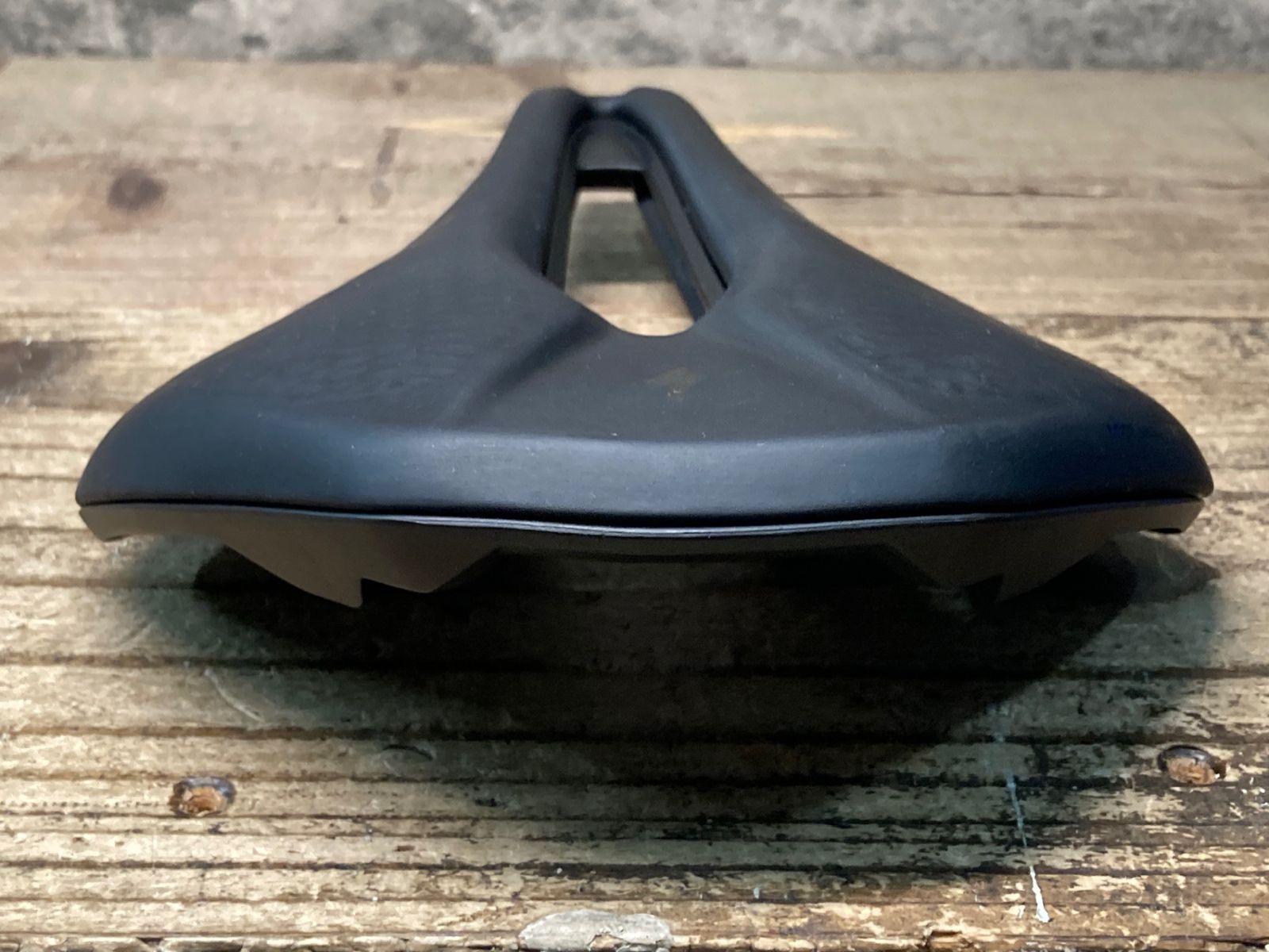 JM388 スペシャライズド SPECIALIZED POWER EXPERT MIRROR サドル 黒 155mm Hollow Ti レール BRIGHTFACE_UK