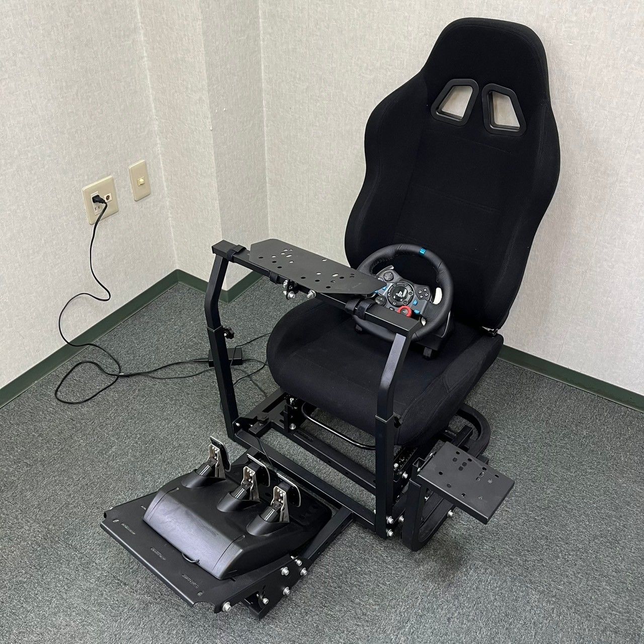 ロジクール G29 レーシングシミュレーターコックピット ドライビング 