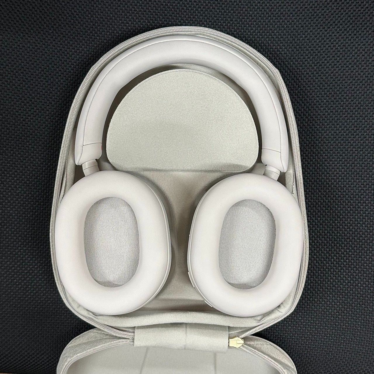 SONY WH-1000XM5S ワイヤレスヘッドホン 保証書あり