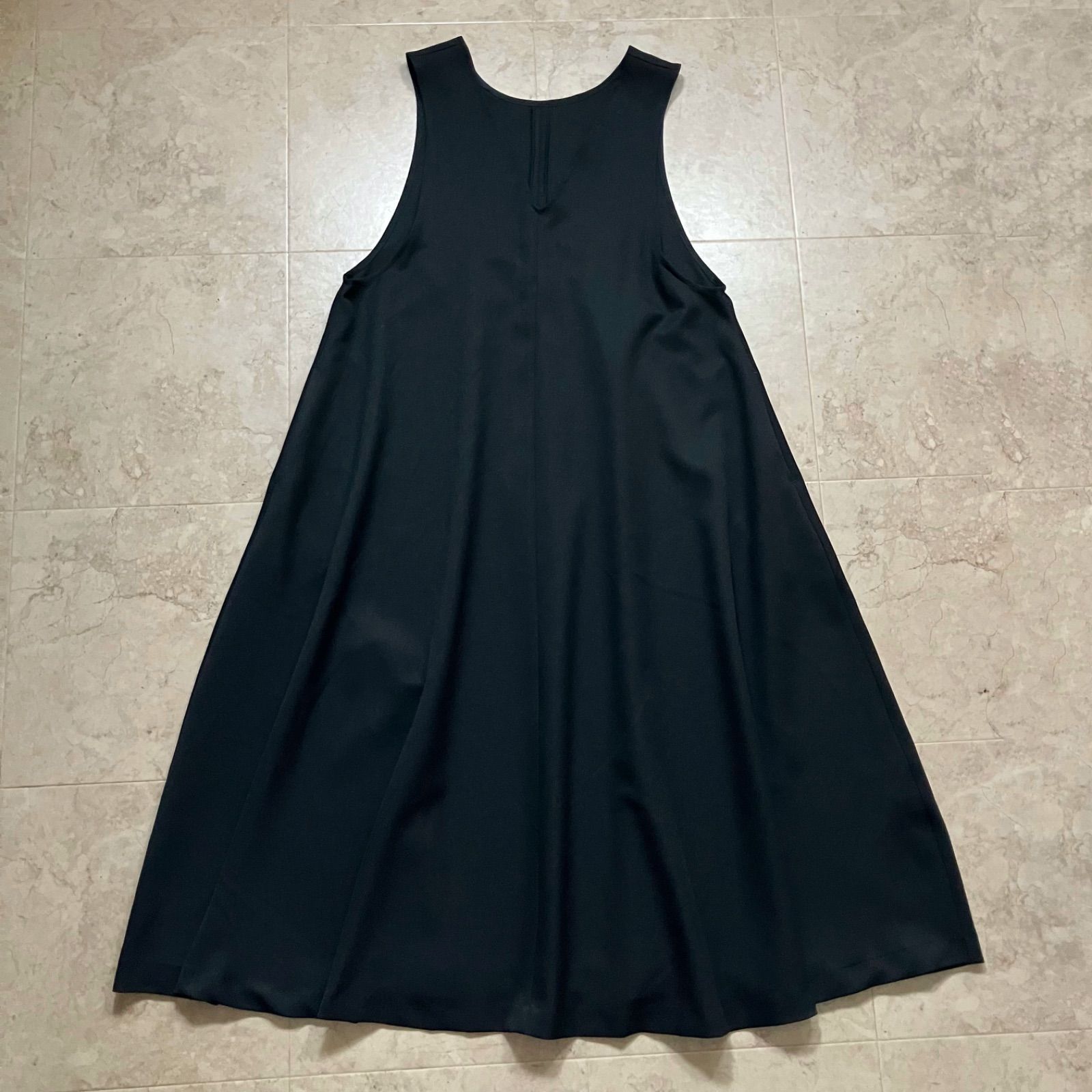 ＊BEARDSLEY＊ゆったりジャンパースカート＊サイズ1＊新品未使用タグ付き＊ BEARDSLEY 【未使用級！】シャンブレージャンパースカート 黒 ゆったり