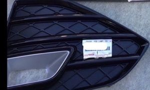 純正 トヨタ クラウン アスリート AWS210 右側 フォグカバー 後期 Toyota