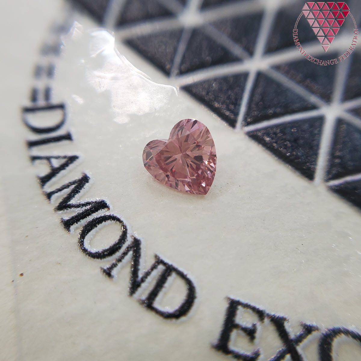0.19 ct Fancy Vivid Pink VS2 GIA 天然 ピンク ダイヤモンド ルース 