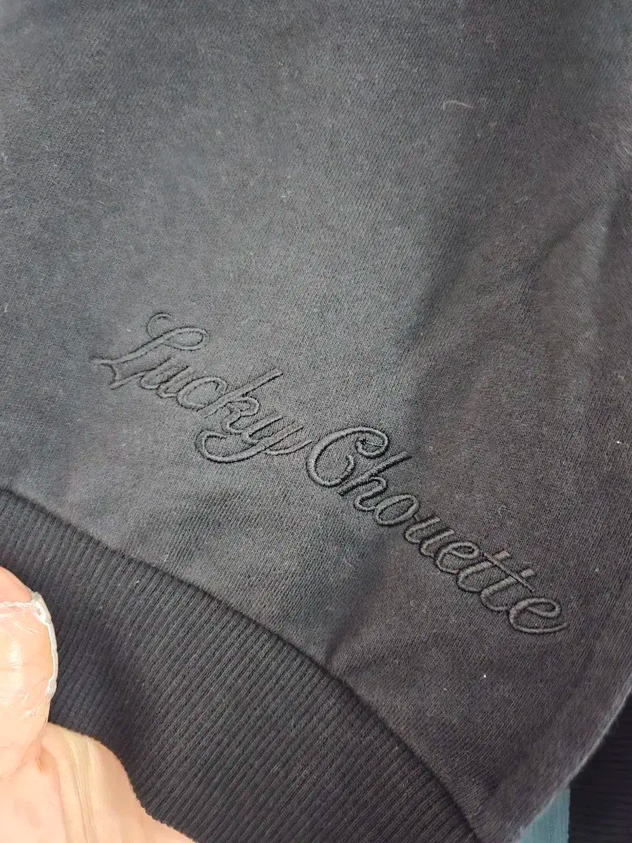 ラッキーシュエトゥ トレーナー