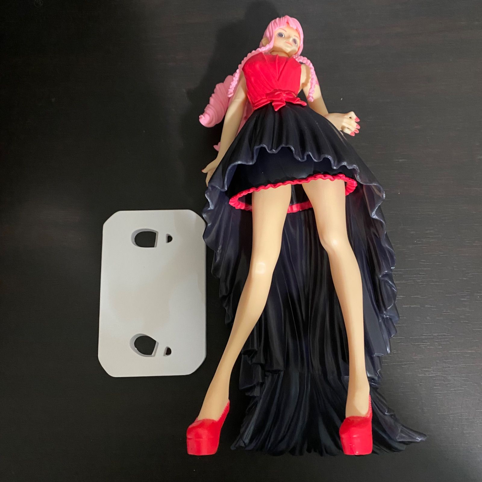 ワンピース/WEDDING EDGE/ペローナ/リペイントフィギュア ワンピース/WEDDING EDGE/ペローナ/リペイントフィギュアの通販
